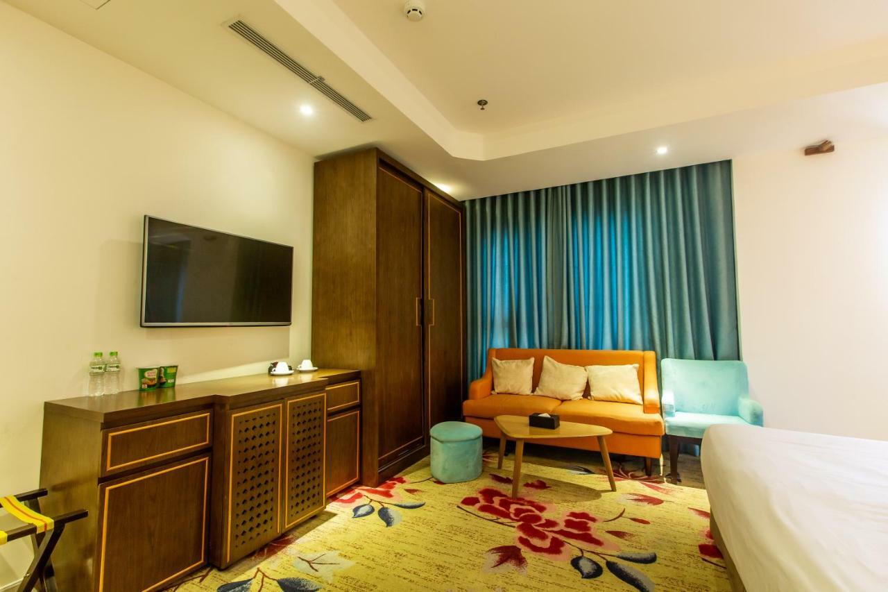 Adaline Hotel And Suite Da Nang Exterior photo