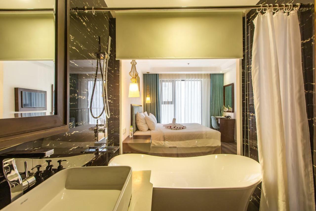 Adaline Hotel And Suite Da Nang Exterior photo