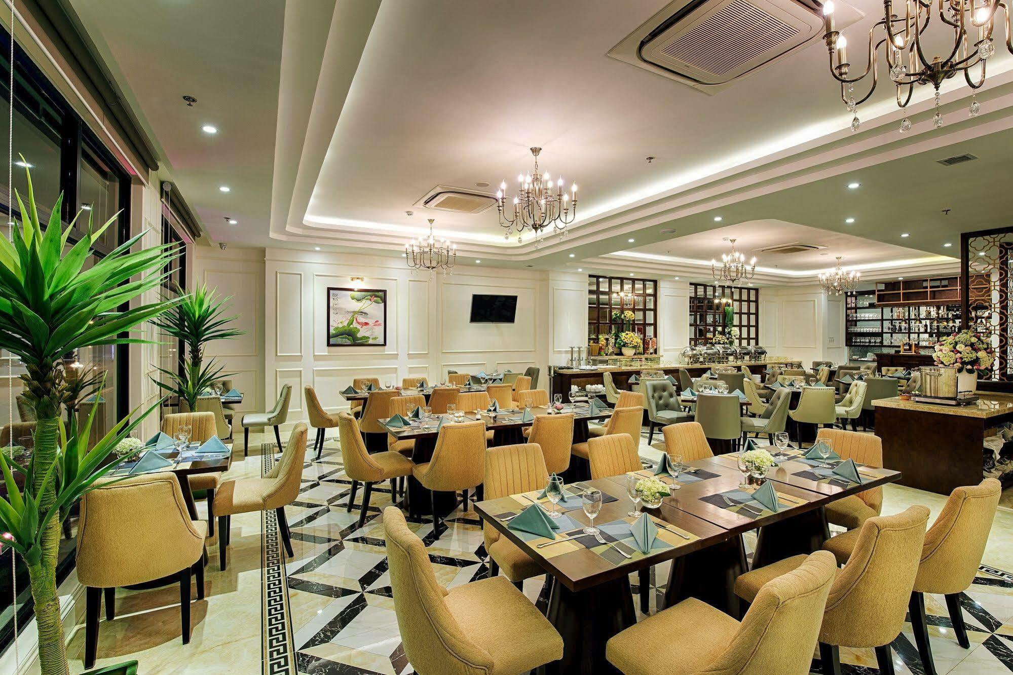 Adaline Hotel And Suite Da Nang Exterior photo
